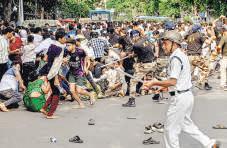 Kolkata protest turns violent, 3 cops injured