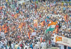 Mumbai tense as police crack down on MNS stir