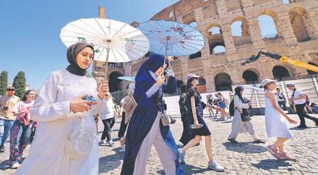 Last month was 3rd warmest June on record: EU monitor