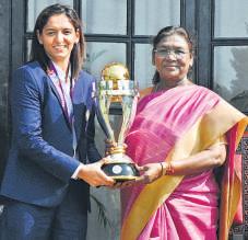 PM Modi lauds world champs after victory