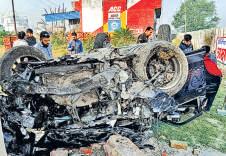 Delhi doctor dies as his SUV rams temple wall in Gr Noida