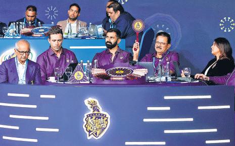 KKR, CSK revamp after past struggles