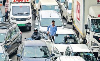 With 50 VIP routes for heads of state, thousands across city stuck for hours