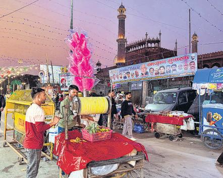 A rotating ice cream