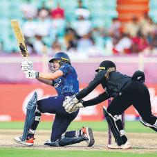 England's spinners and Jones star in win over New Zealand