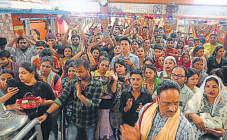 Devotees in Lucknow throng Shiva temples
