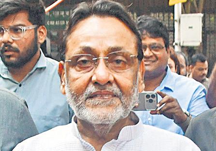 Court frames charges against Nawab Malik