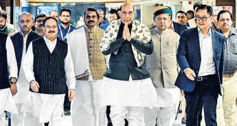 Oppn looks to corner govt on SIR as Parl starts today