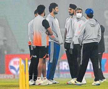 Gill under injury cloud as fog rules out Lucknow T20I
