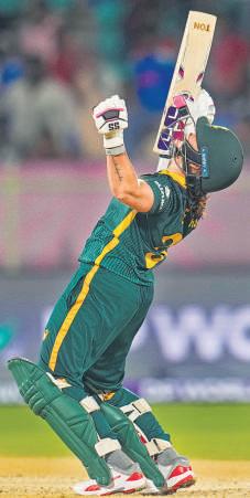 Richa's valiant 94 in vain as SA make India pay for mistakes