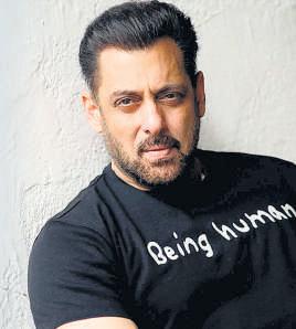 Meri pasaliyan tooti thi: Salman's jibe after AR Murugadoss accuses him of being tardy