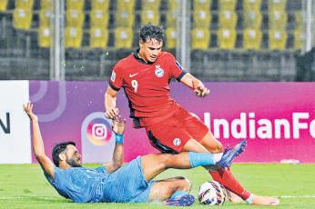 India fade after brighter start, exit Asian Cup race