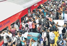 As Chhath draws migrants, parties scramble for their votes