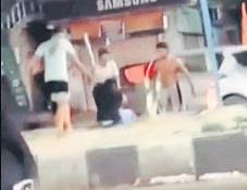 Kanwariyas thrash drunk driver, vandalise car in Gzb