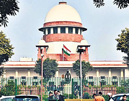 ISSUE PUBLIC APOLOGY TO HUSBAND: SC TO IPS OFFICER