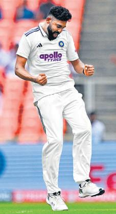 After England high, Siraj reinforces class