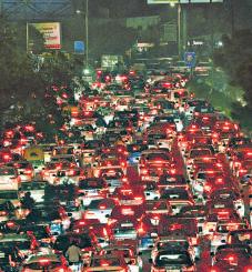Festive rush gridlocks key link roads in city