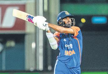 Arshdeep, Washington give India an easy win in Hobart, level series