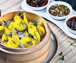 Weekend brunches at NYC - Radisson Blu Plaza Delhi Airport: Perfect place for indulgent Sunday afternoons