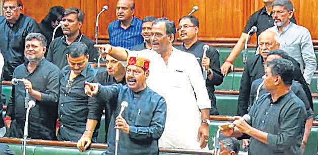 Oppn, govt come close to blows in assembly