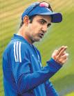 Gambhir and Oval curator involve in heated exchange