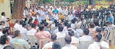 After ink attack on Pravin Gaikwad, Sambhaji Brigade warns of retaliation