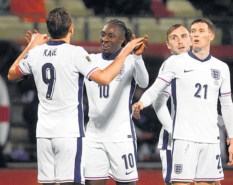 England clinch WC spot, Portugal forced to wait