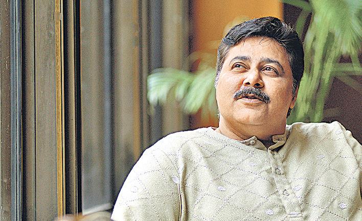 { SATISH SHAH } 1951-2025 From TV to cinema, Jaane Bhi Do... to Sarabhai: Comic genius who breathed life into array of roles