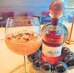 MITHAI MEETS MIXOLOGY: THE RISE OF DESSERT COCKTAILS