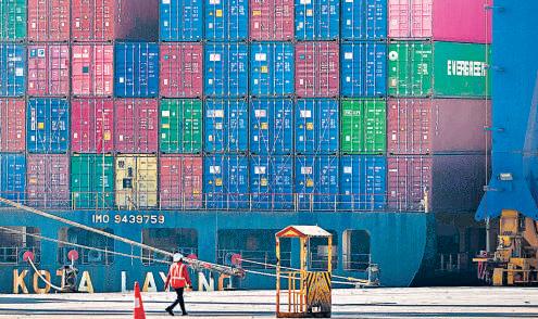 In a fractured world, consistent approach will pay rich dividends