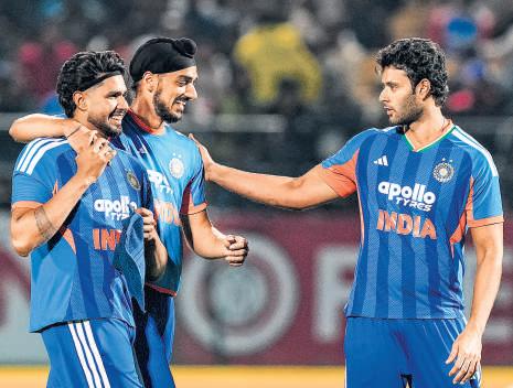 Arshdeep, fellow pacers hand Proteas a seven-wicket defeat