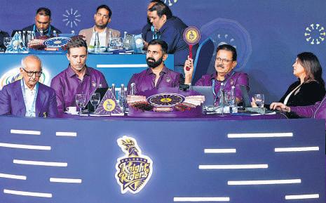 KKR, CSK revamp after past struggles