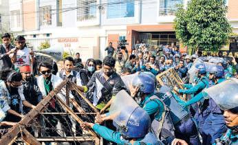 India shuts visa centres in Bangladesh amid protests