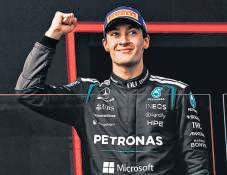 Australian GP: Russell wins in Mercedes 1-2