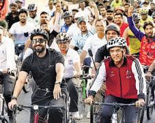 Union sports minister leads celebrations on CWG Day