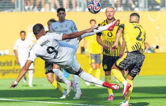 PSG set up semis clash with Mbappe's Madrid