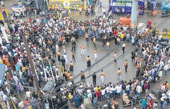 One killed in Muharram prep; procession peaceful elsewhere