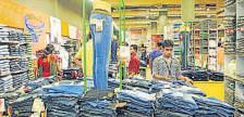 Retail rush: India's store boom defies urban slowdown