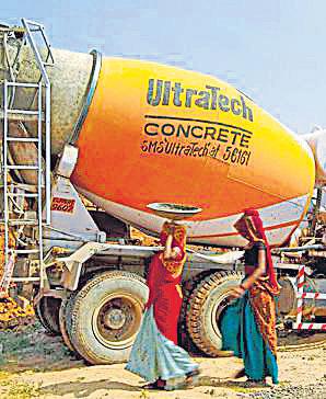 UltraTech Cement Q1 profit at ₹2,221 crore