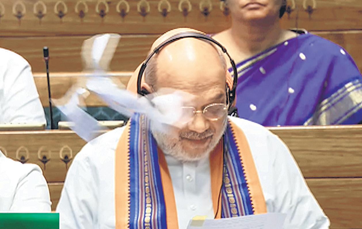 LS sends Bill to oust arrested PM, CMs to JPC amid uproar