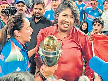 'PEOPLE MOCKED ME, SAID WOMEN PLAY UNDERARM CRICKET'