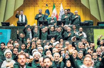 Iran warns of regional conflict if US attacks it