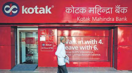 RBI allows Kotak to onboard online, credit card customers
