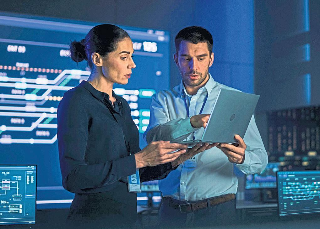 Is Al cutting women out of leadership roles?