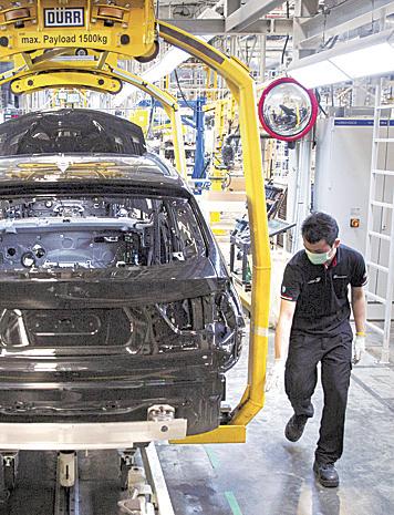 UP pulls the plug on hybrid sops, backs electrics