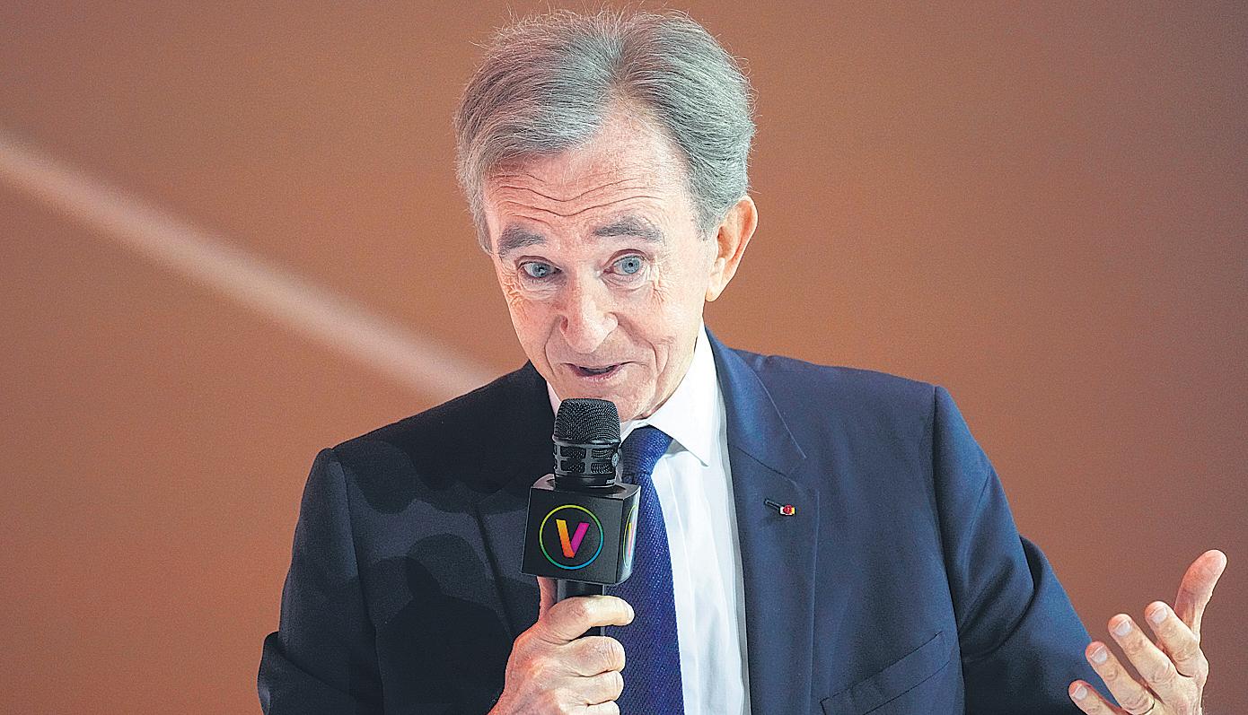 Arnault tightens his LVMH control with buying spree