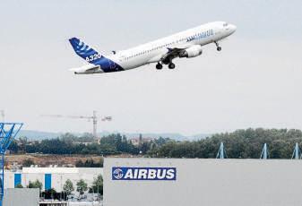 Airbus to inspect hundreds of A320s for panel defect