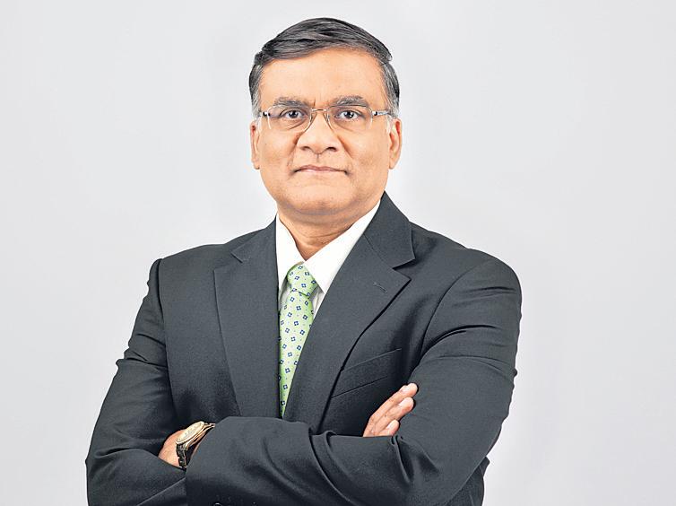SMFG India Credit puts order before growth, expansion