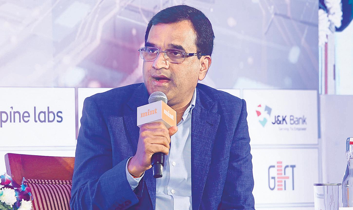 ‘Avoid cos where promoters pull cash amid capital needs’