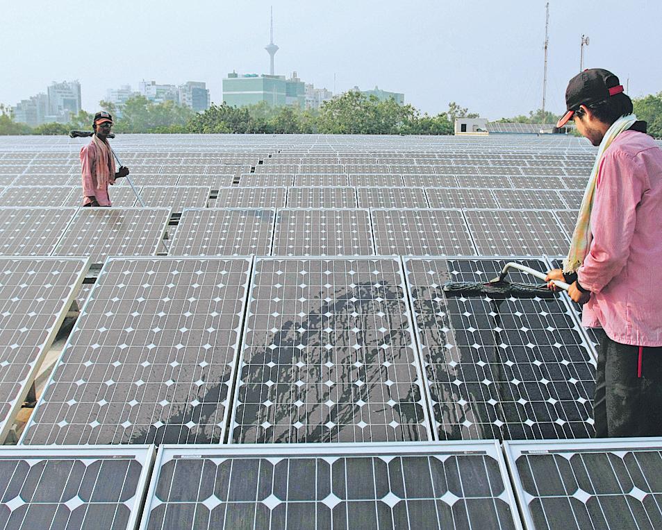 Inox to add 300 MW solar assets in ₹1,000-crore deal